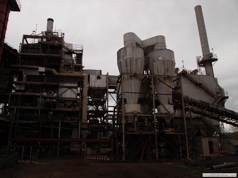 Blue Lake Biomass Power Plant from West, boiler on left, with electrostatic and centrifugal ash separators on right